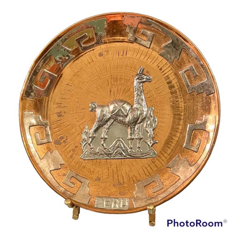 Peruvian Llama wall plate